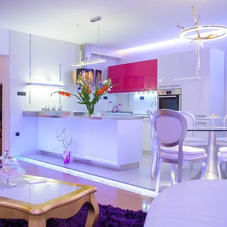 Domus Apartament *