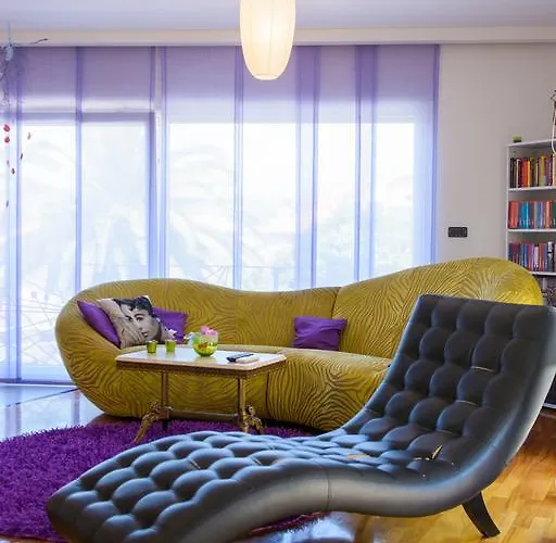 Domus